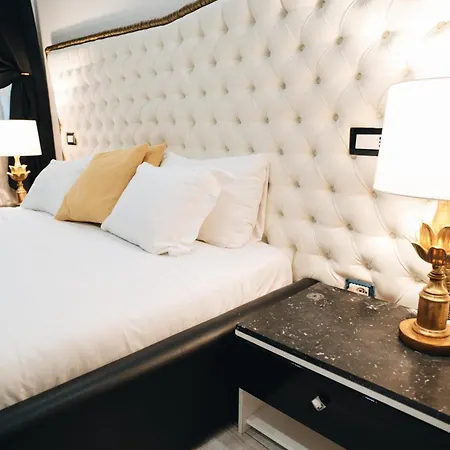 Penzion Escape - Ca Domus Collection Řím